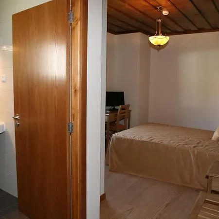 Guest house Casa Do Olival 4*