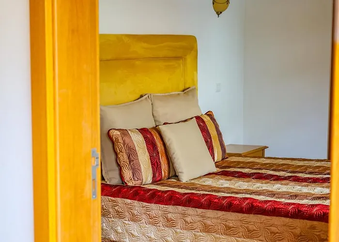 Casa Do Olival Pensión Macedo de Cavaleiros