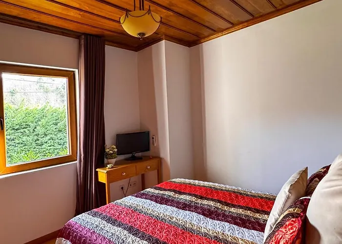 Casa Do Olival 라세도데카발라이로스