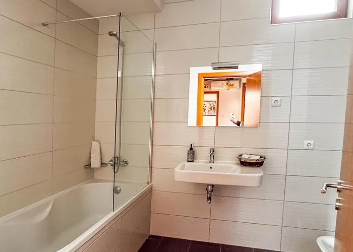 Casa Do Olival 라세도데카발라이로스